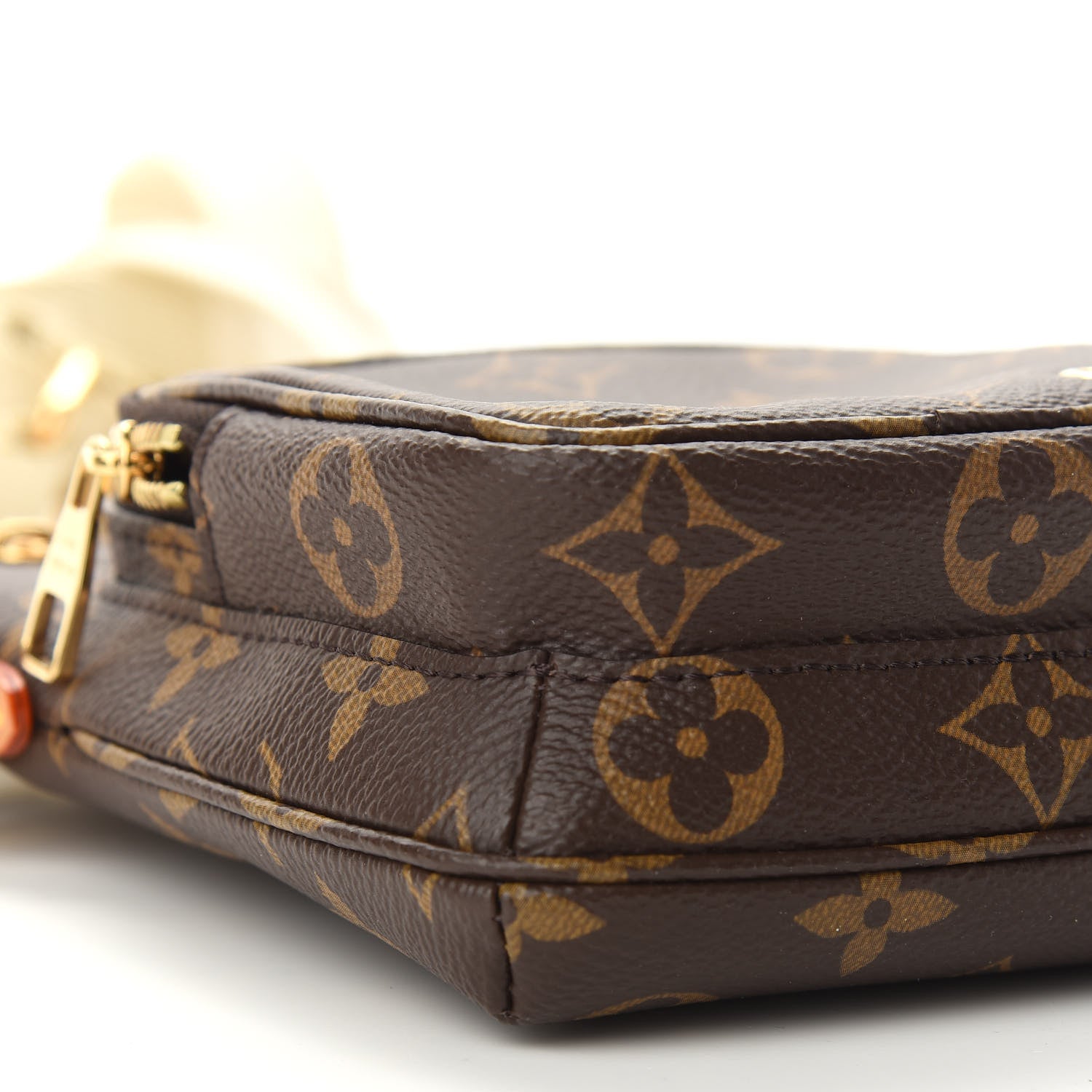 Louis Vuitton Monogram Utility Phone Sleeve 7 of 8