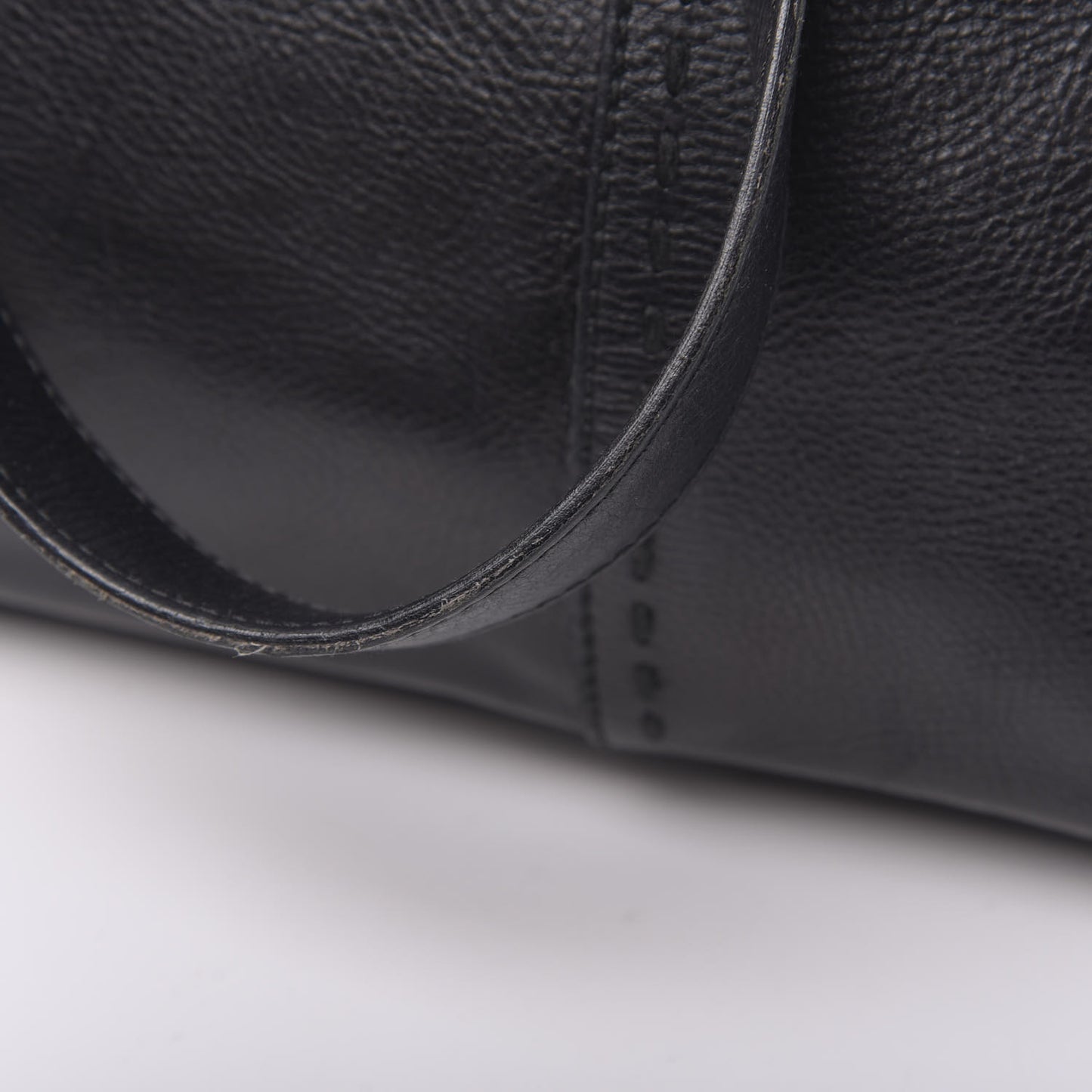 Calfskin Large Muse Black