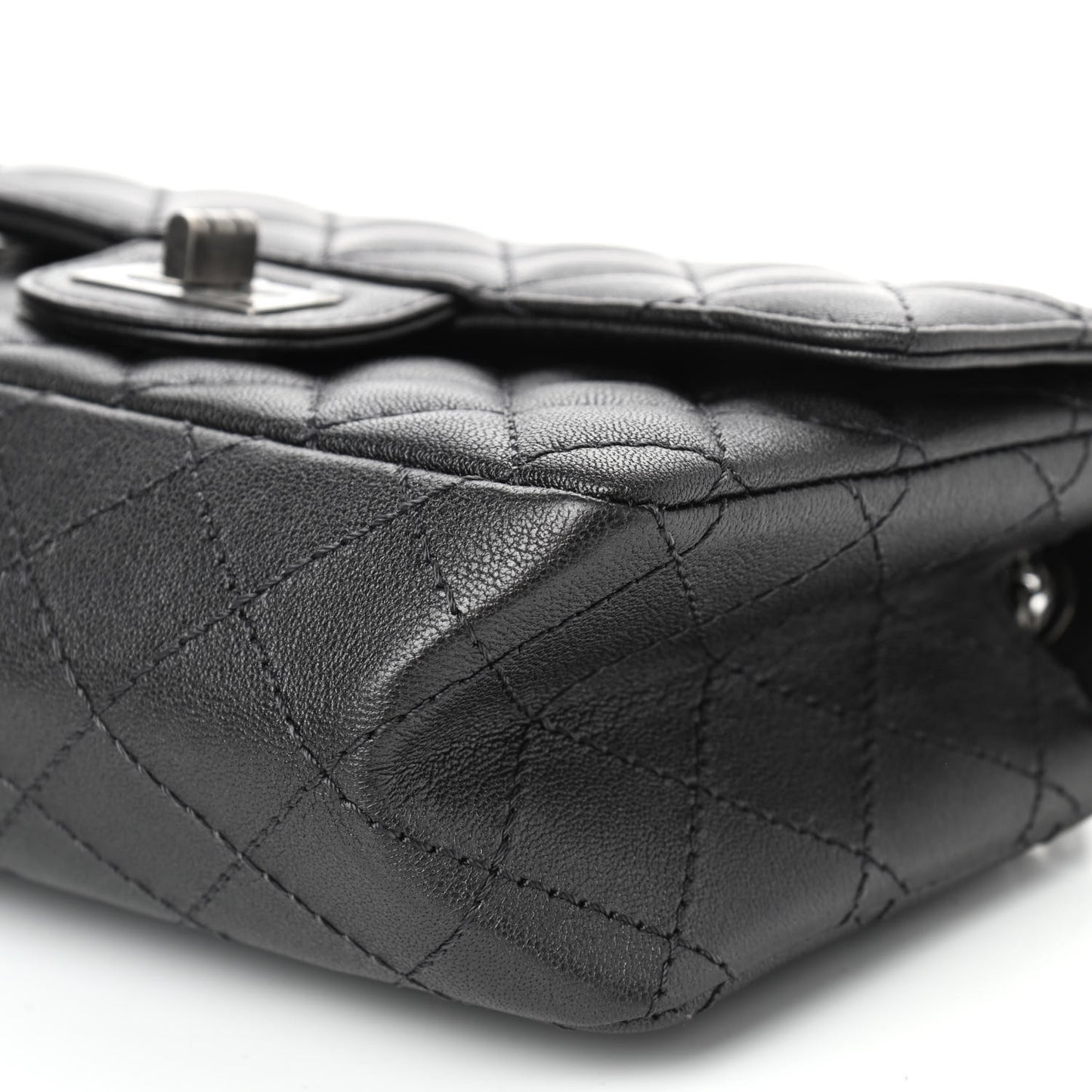 Metallic Sheepskin Quilted 2.55 Reissue Mini Flap Black