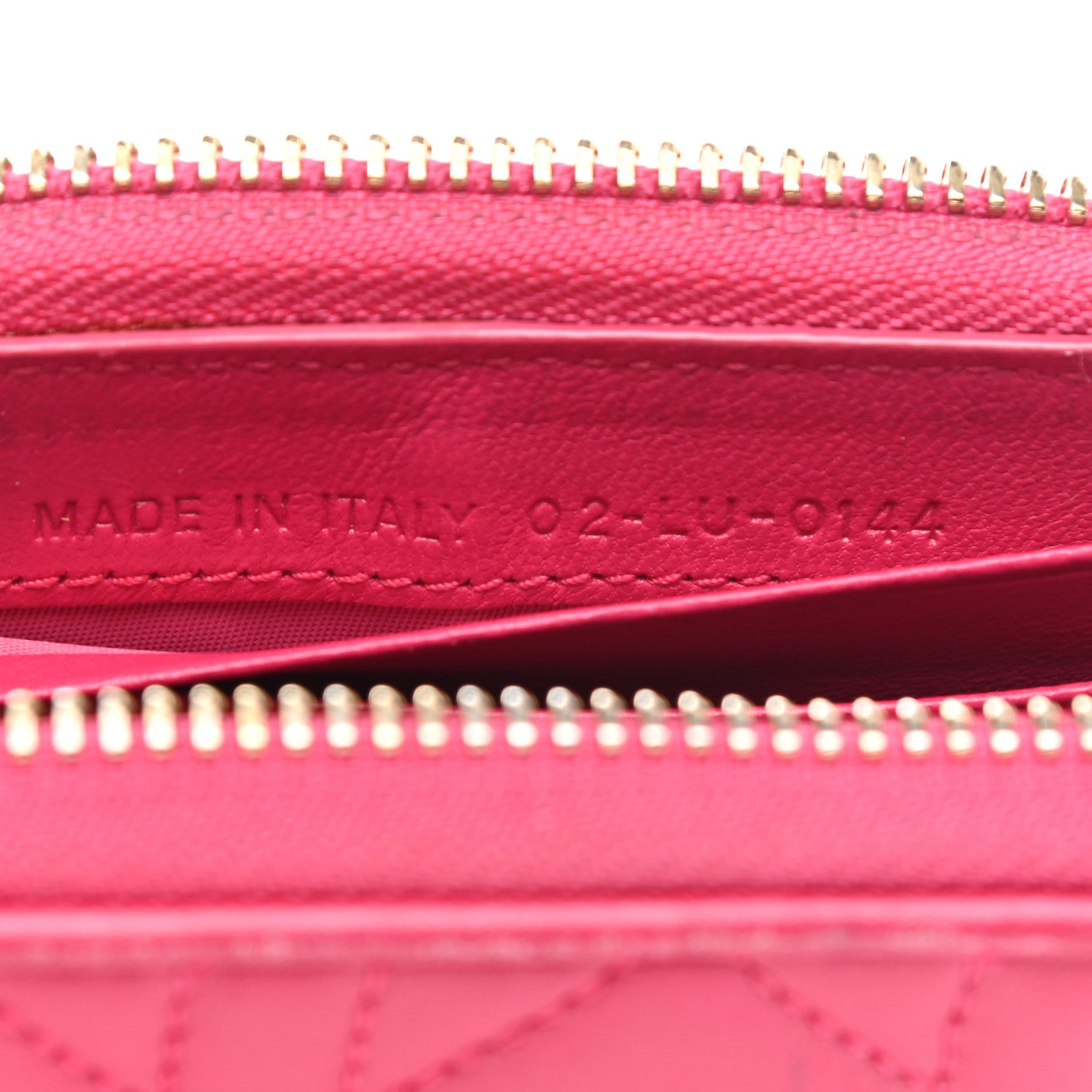Christian Dior Lambskin Cannage Mini Lady Dior Zip Portemonnaie Fuchsia 7 of 12