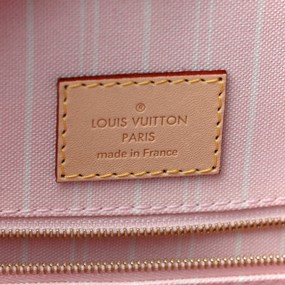 Louis Vuitton Monogram Giant By The Pool Onthego GM Light Pink 7 of 12