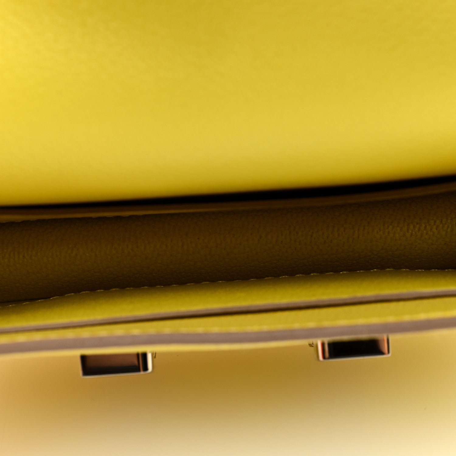 Hermes Evercolor Constance Slim Wallet Lime 6 of 7