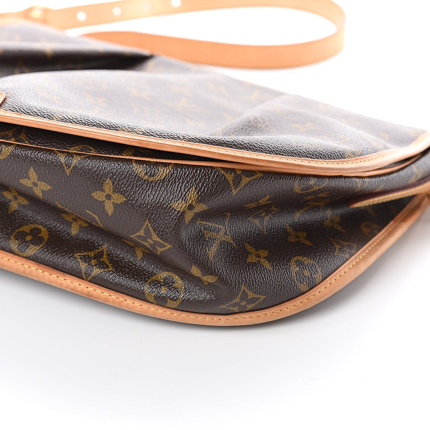Monogram Menilmontant MM