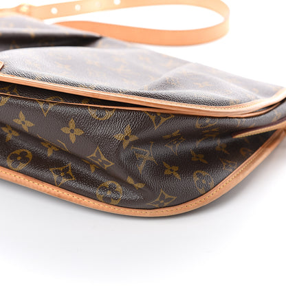 Louis Vuitton Monogram Menilmontant MM 8 of 8