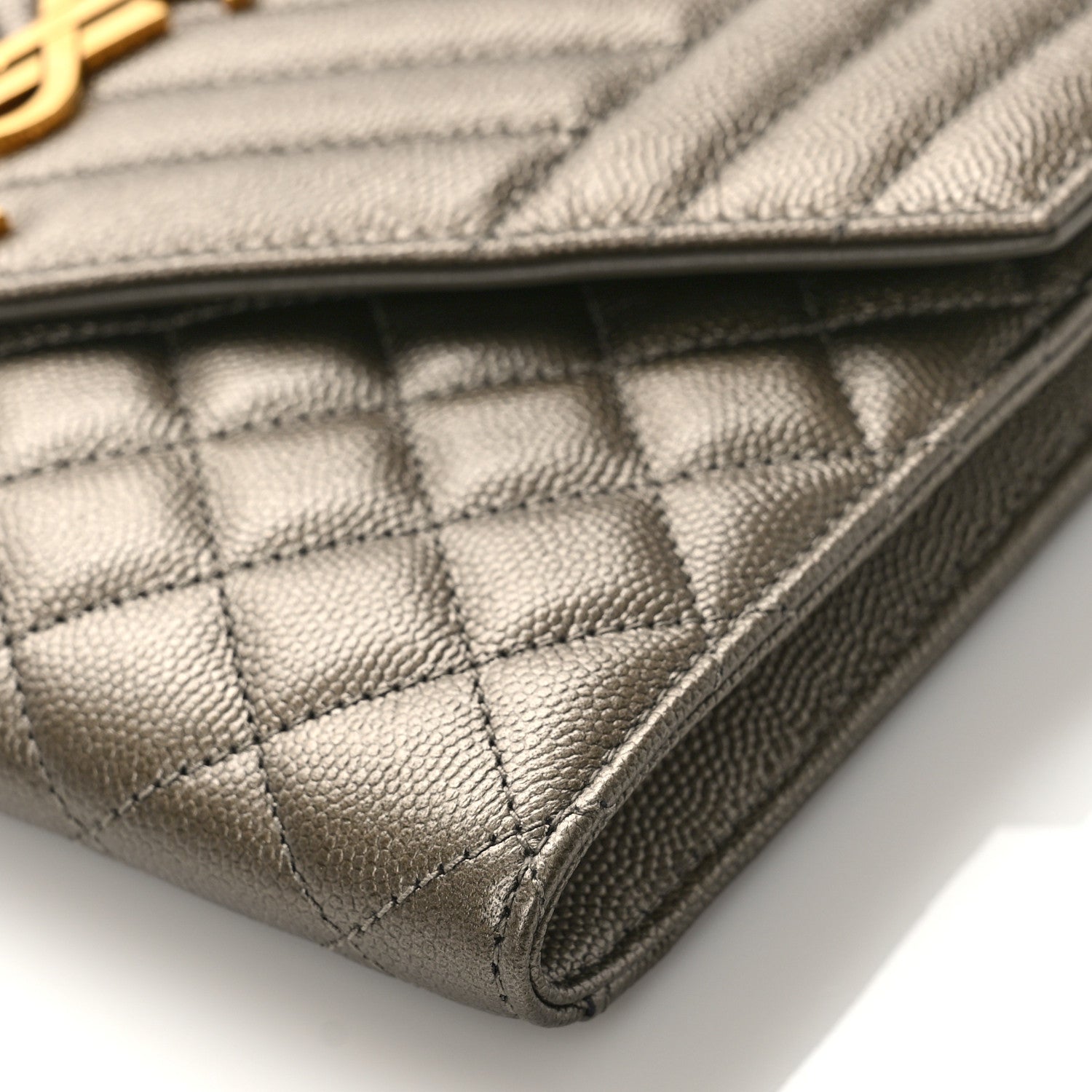 Saint Laurent Grain De Poudre Textured Mixed Matelasse Triquilt Monogram Clutch Piombo 8 of 8