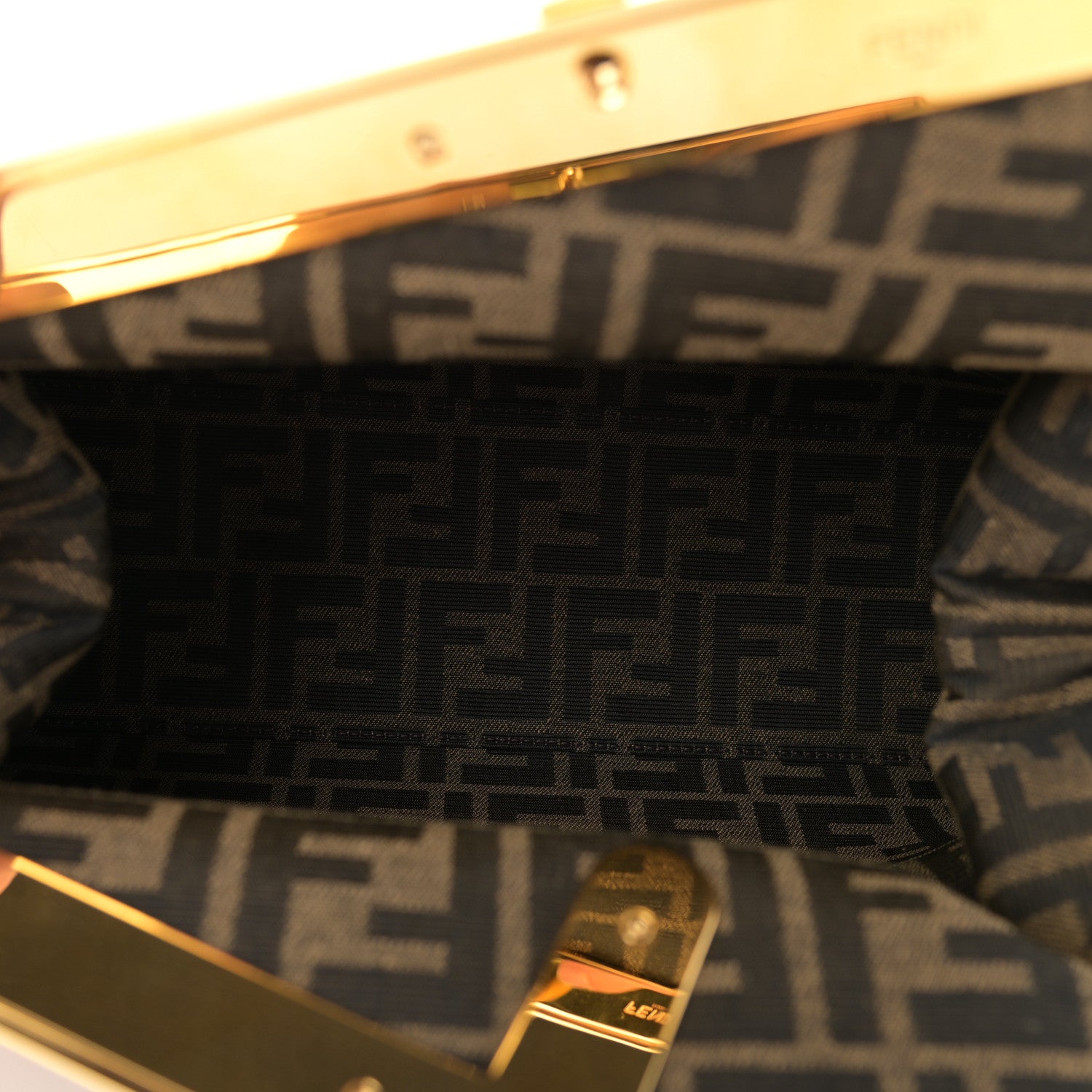 Fendi Shiny Nappa Medium Fendi First Caramello 5 of 12