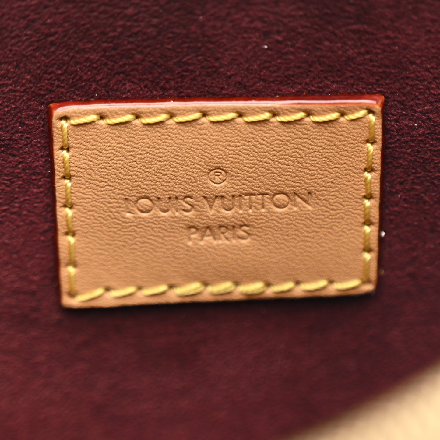 Monogram CarryAll MM Pochette