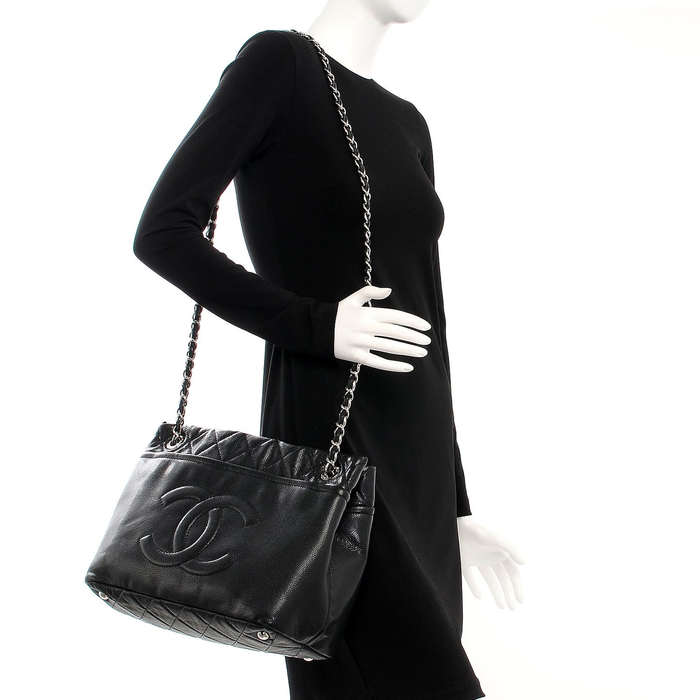 Caviar Timeless CC Soft Tote Black