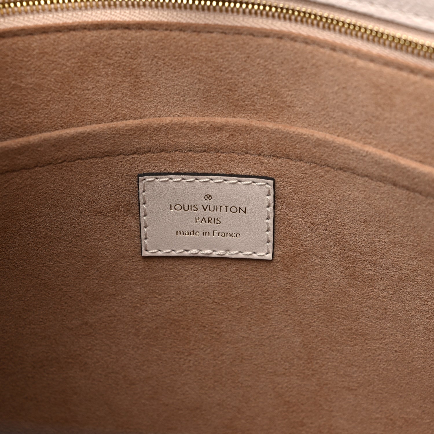 Louis Vuitton Mahina On My Side Greige 7 of 9