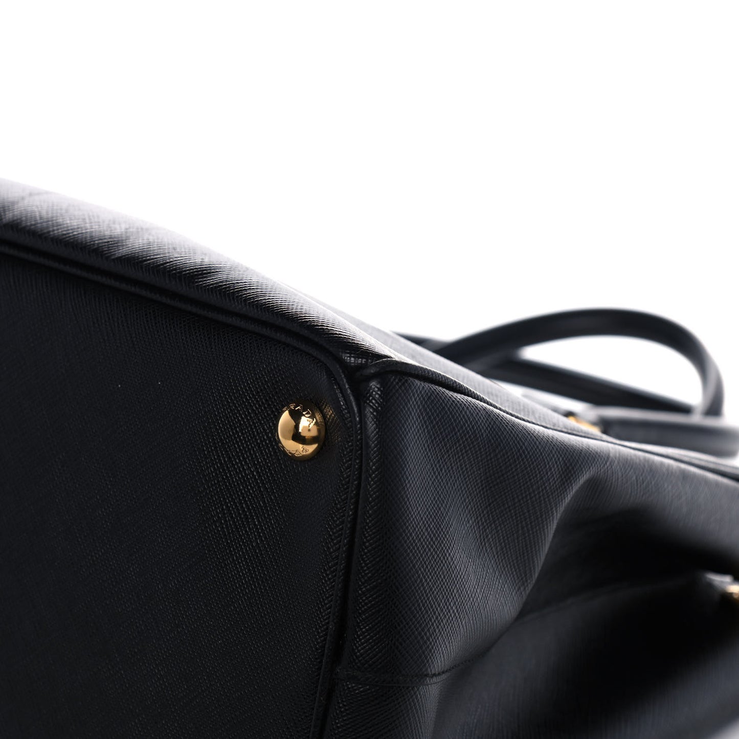 Saffiano Medium Galleria Double Zip Tote Black
