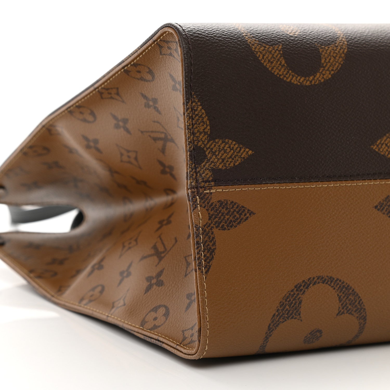 Louis Vuitton Reverse Monogram Giant Onthego GM 9 of 10