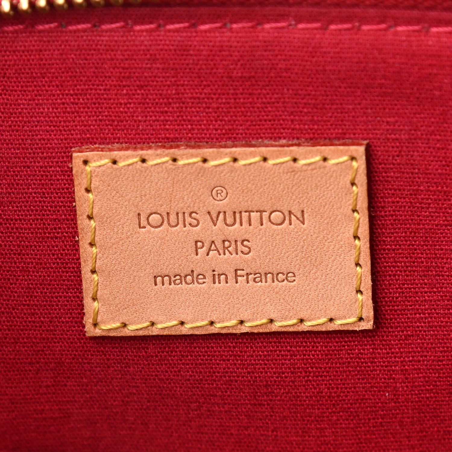 Louis Vuitton Vernis Bellevue PM Pomme D'Amour 6 of 11
