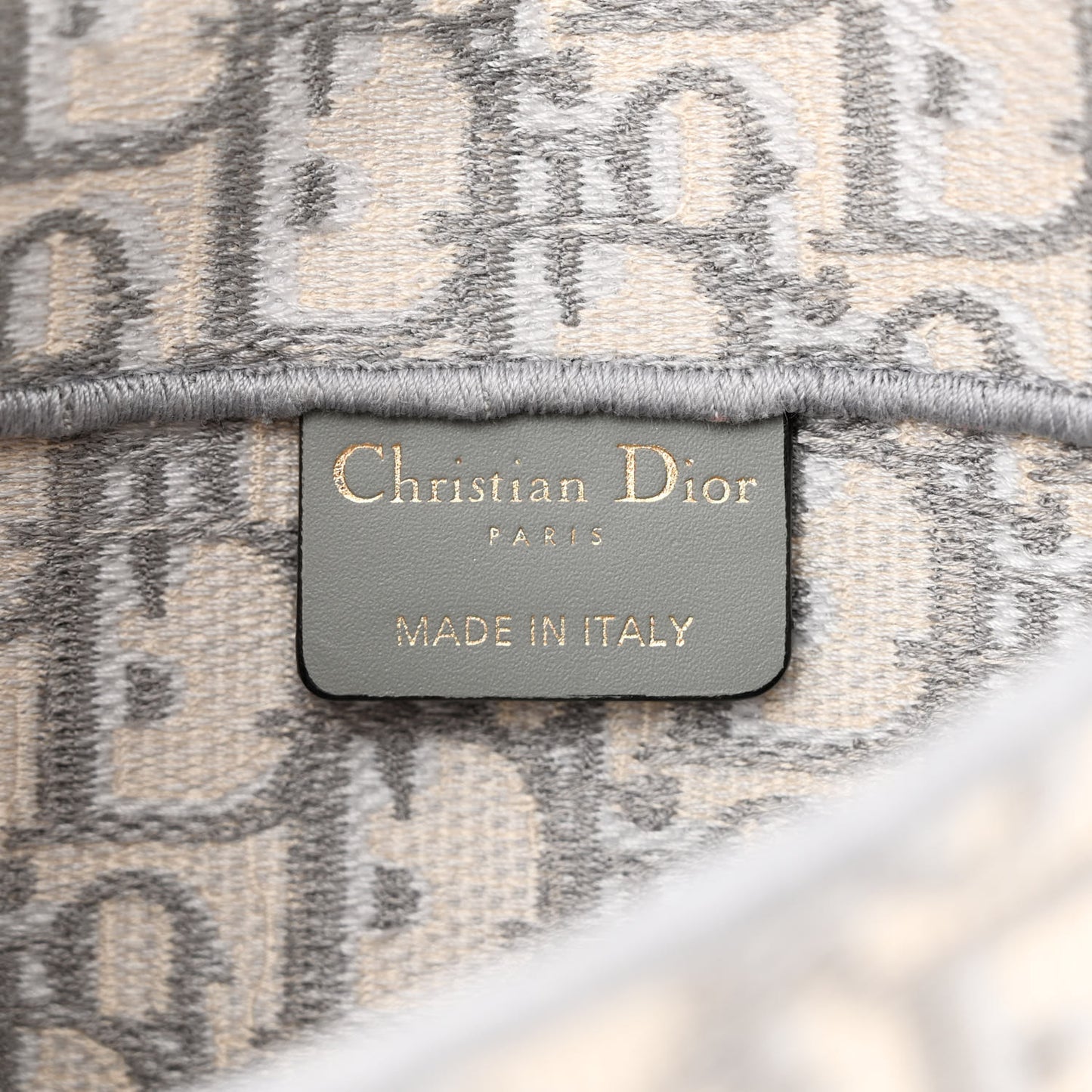 Oblique Slim Saddle Pouch Grey