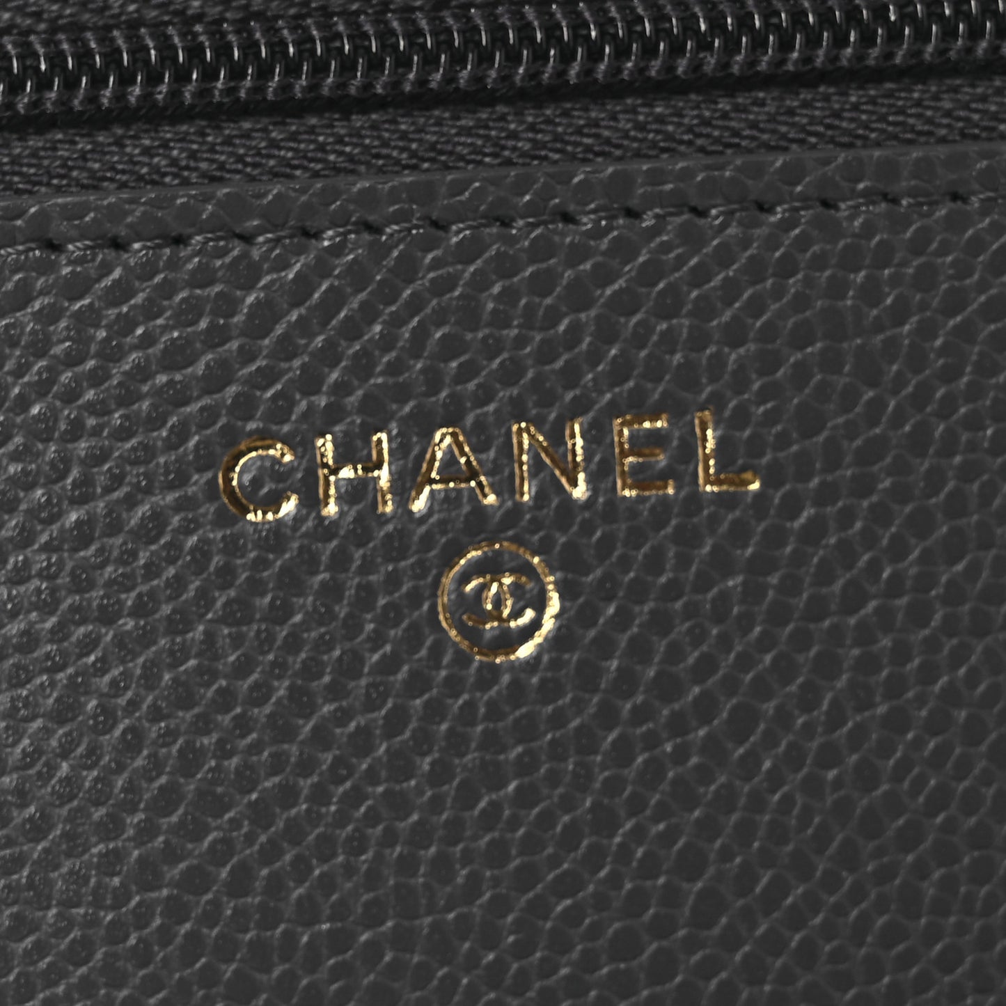 Caviar Quilted Wallet on Chain WOC Grey