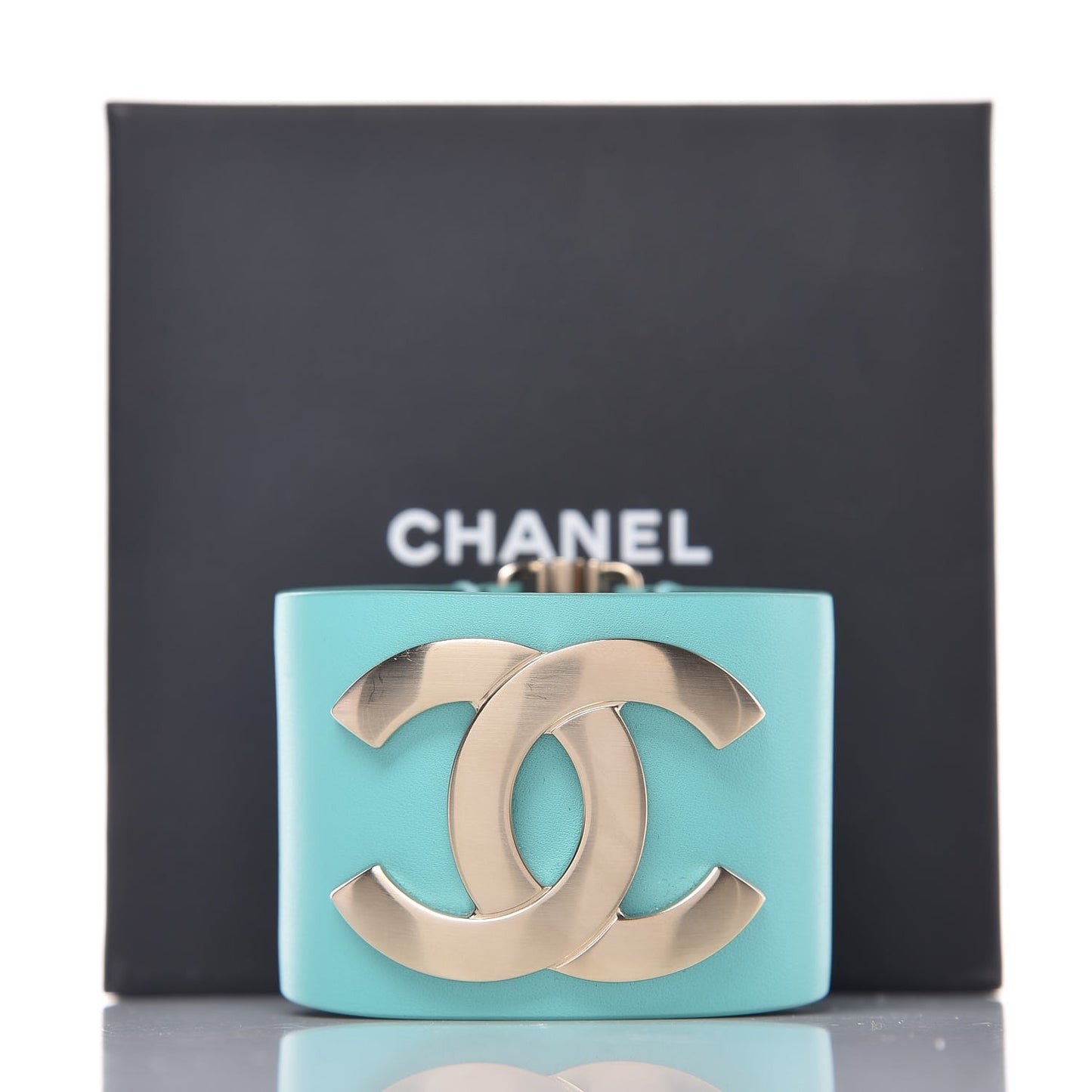 Calfskin CC Wide Cuff M Green