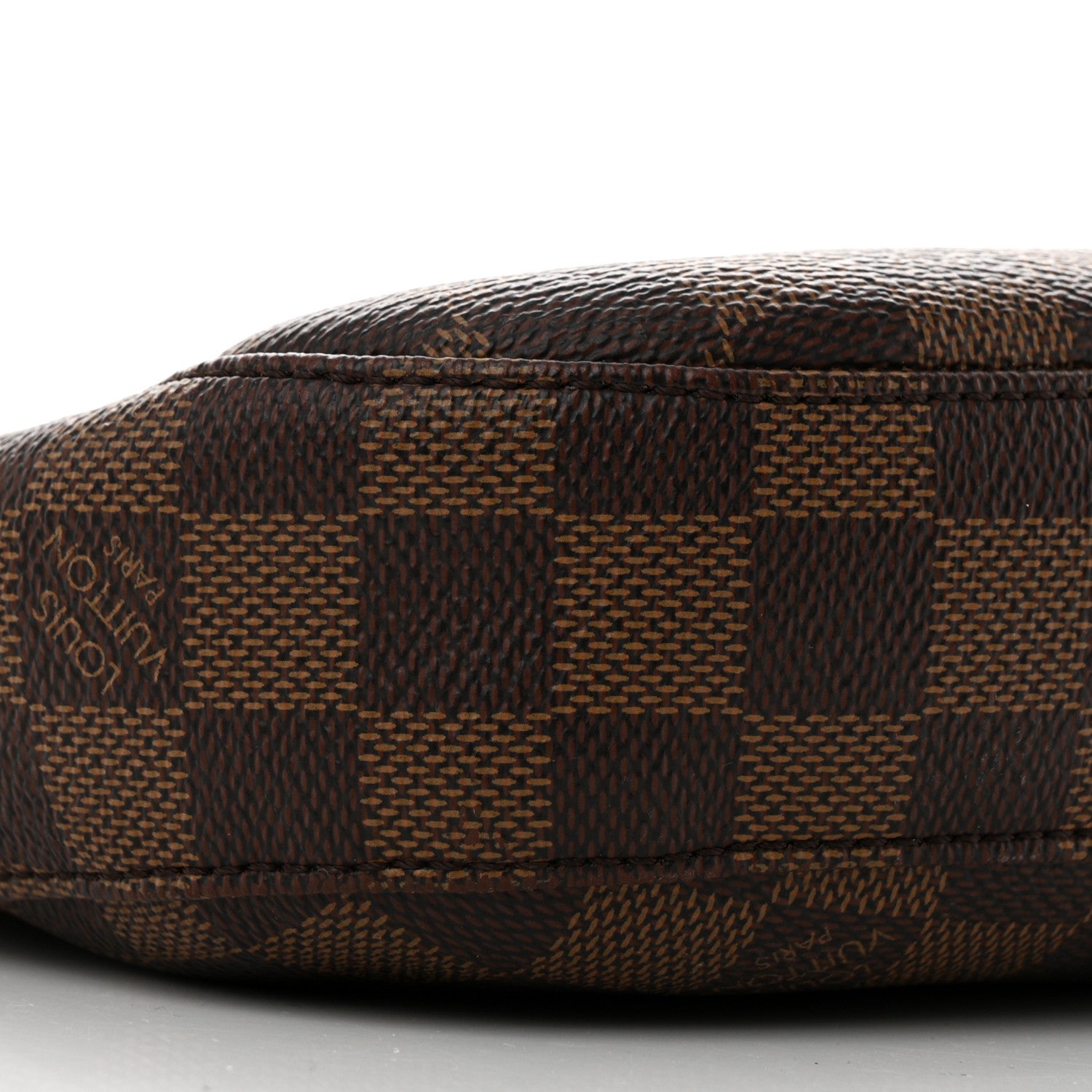 Louis Vuitton Damier Ebene South Bank Besace 9 of 10