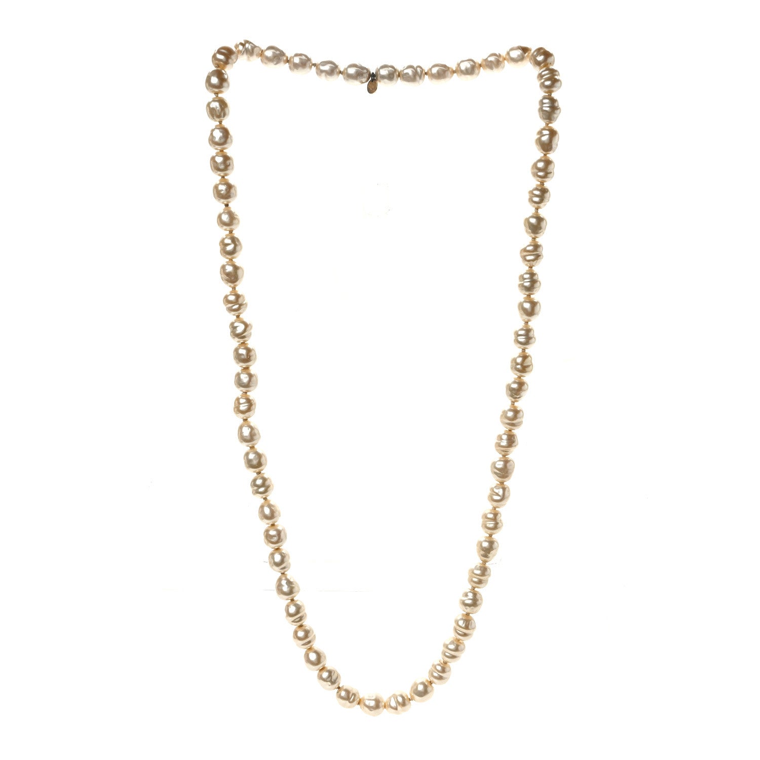 Chanel Pearl Short Necklace 3 of 4