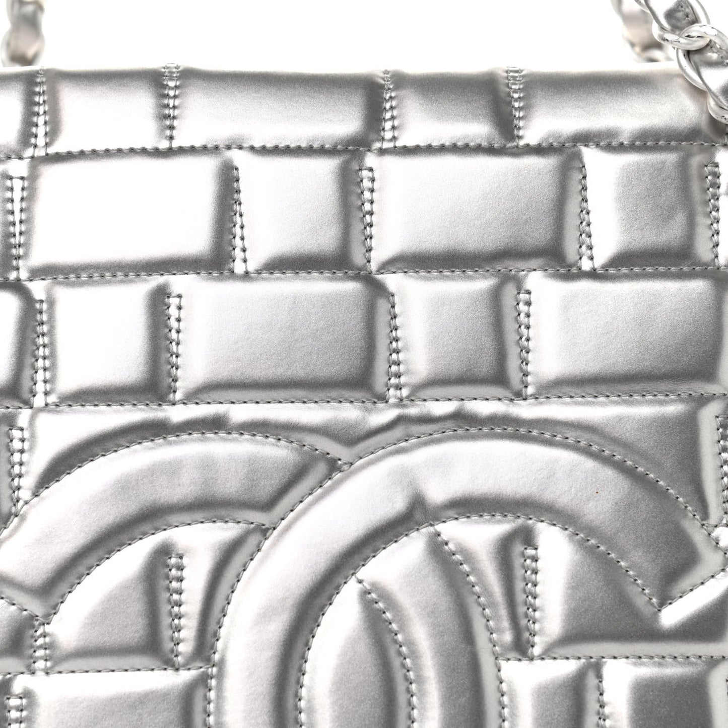 Vinyl Quilted Frozen Shopping Tote Silver