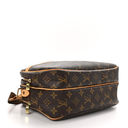 Louis Vuitton Monogram Reporter PM 4 of 11