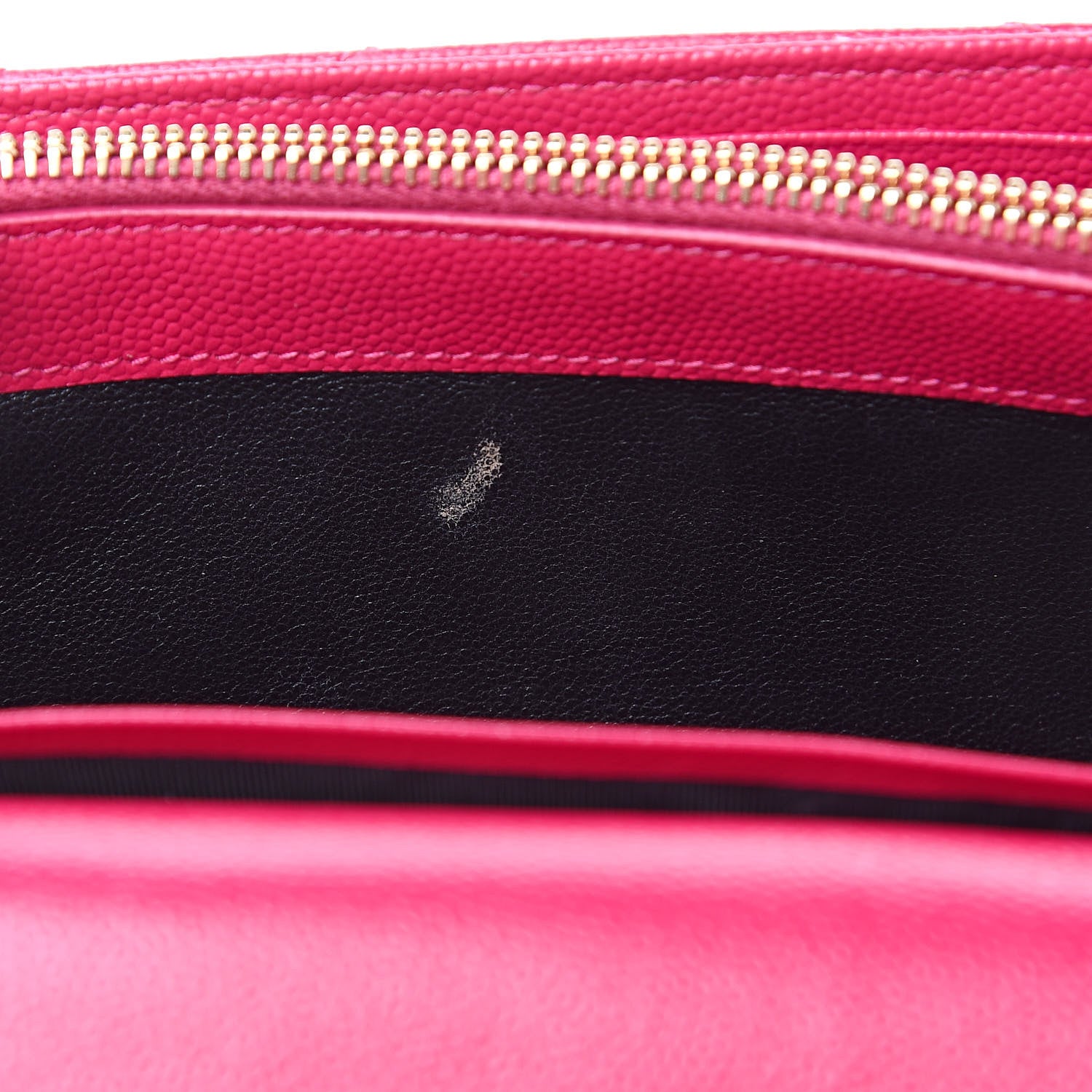 Saint Laurent Grain De Poudre Matelasse Chevron Monogram Chain Wallet Bubblegum 8 of 11