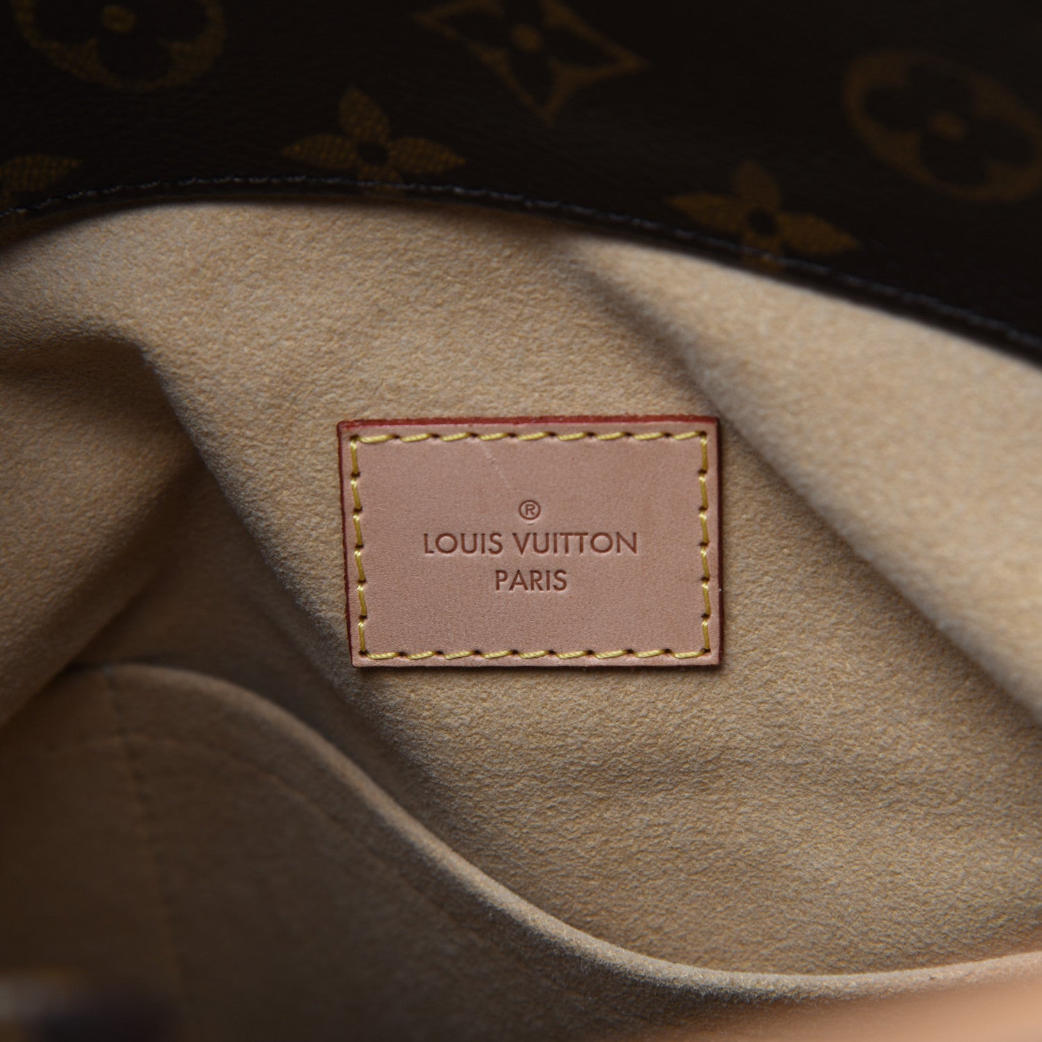 Louis Vuitton Monogram Artsy MM 8 of 21