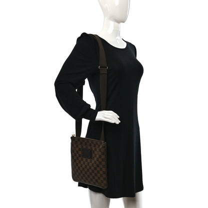 Louis Vuitton Damier Ebene Brooklyn Flat Pochette 2 of 8