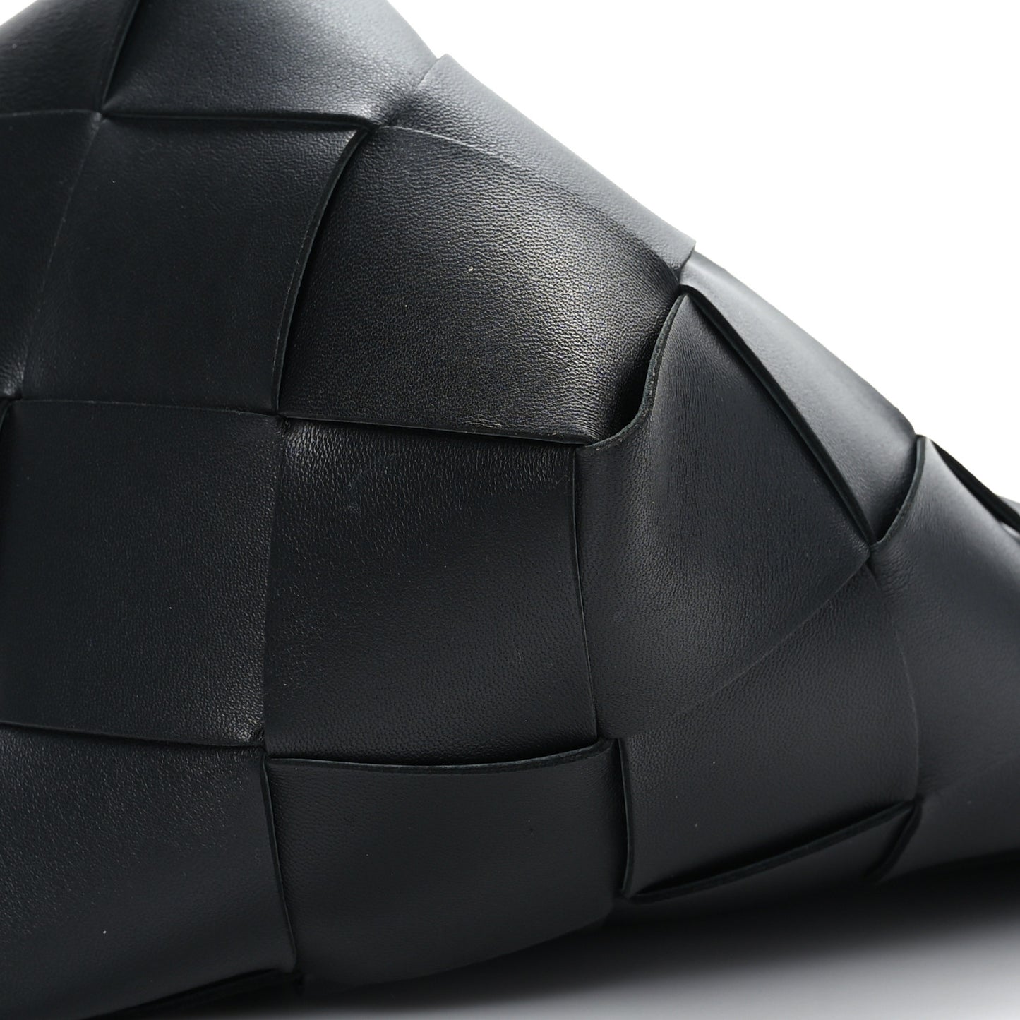 Nappa Maxi Intrecciato Clasp Bucket Bag Black