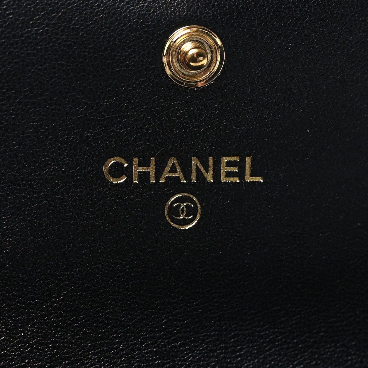 Lambskin Quilted Chanel 19 Flap Wallet Black