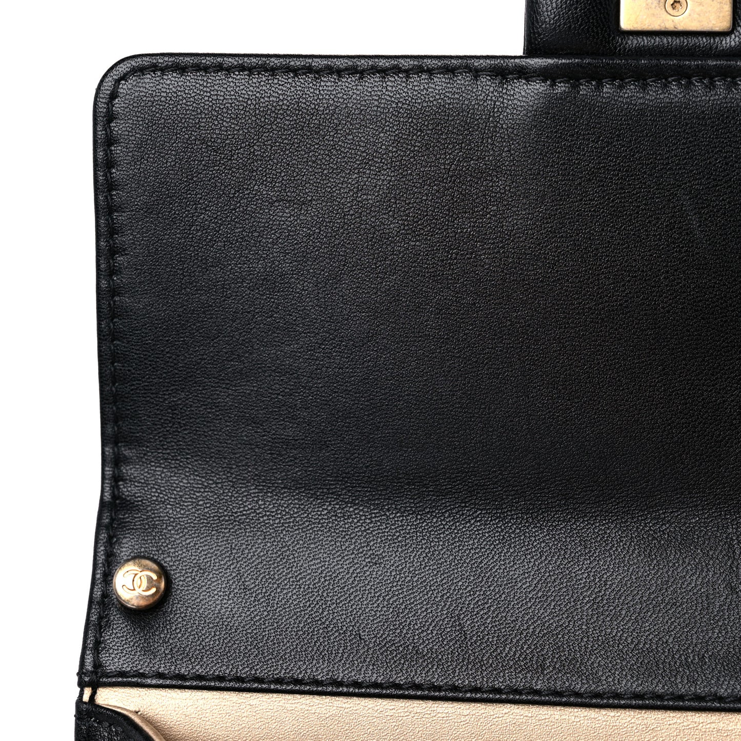 Goatskin Quilted Logo Small Chic Flap Black
