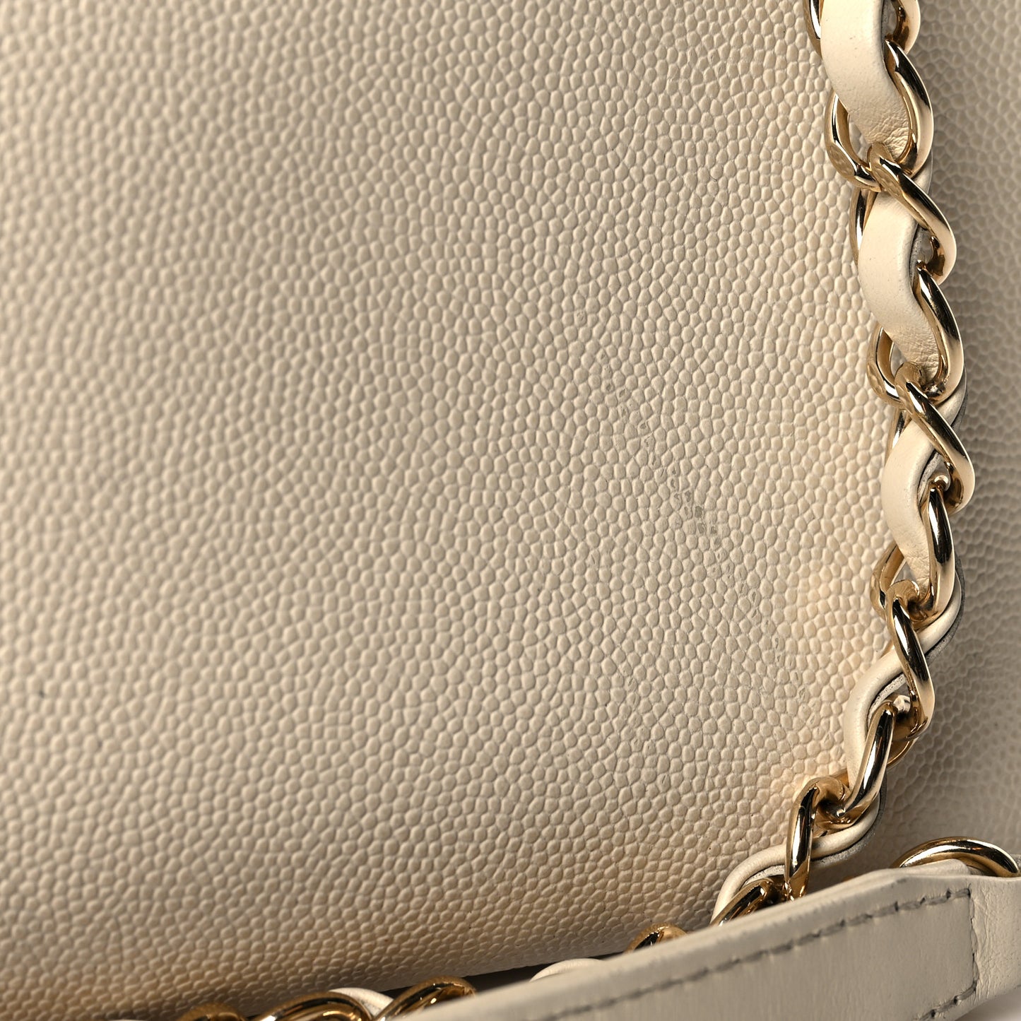 Caviar Quilted Large Business Affinity Flap White