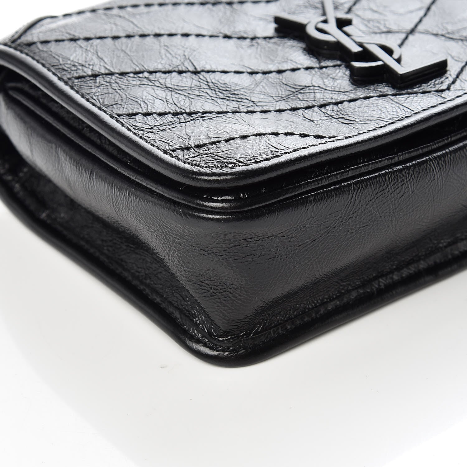 Saint Laurent Crinkled Calfskin Matelasse Monogram Niki Chain Wallet Black 5 of 9