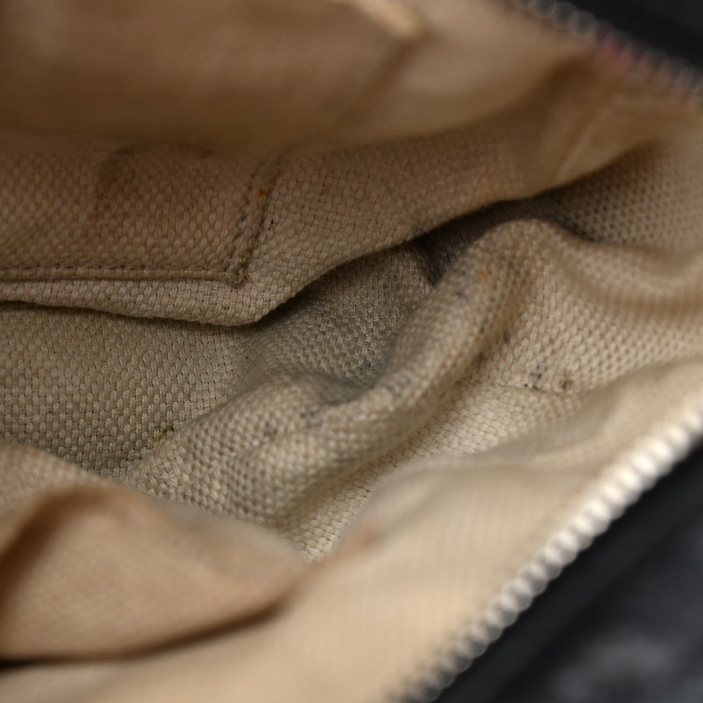 Pebbled Calfskin Small Soho Disco Bag Black