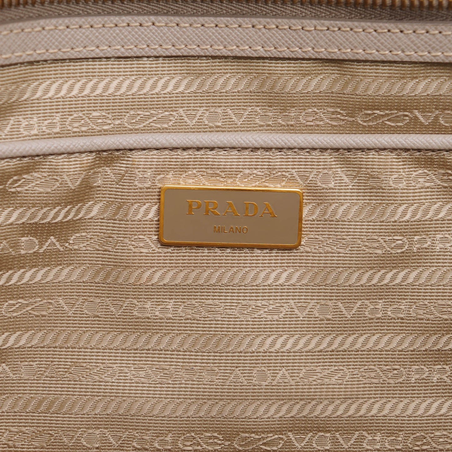 Saffiano Lux Large Tote Pomice