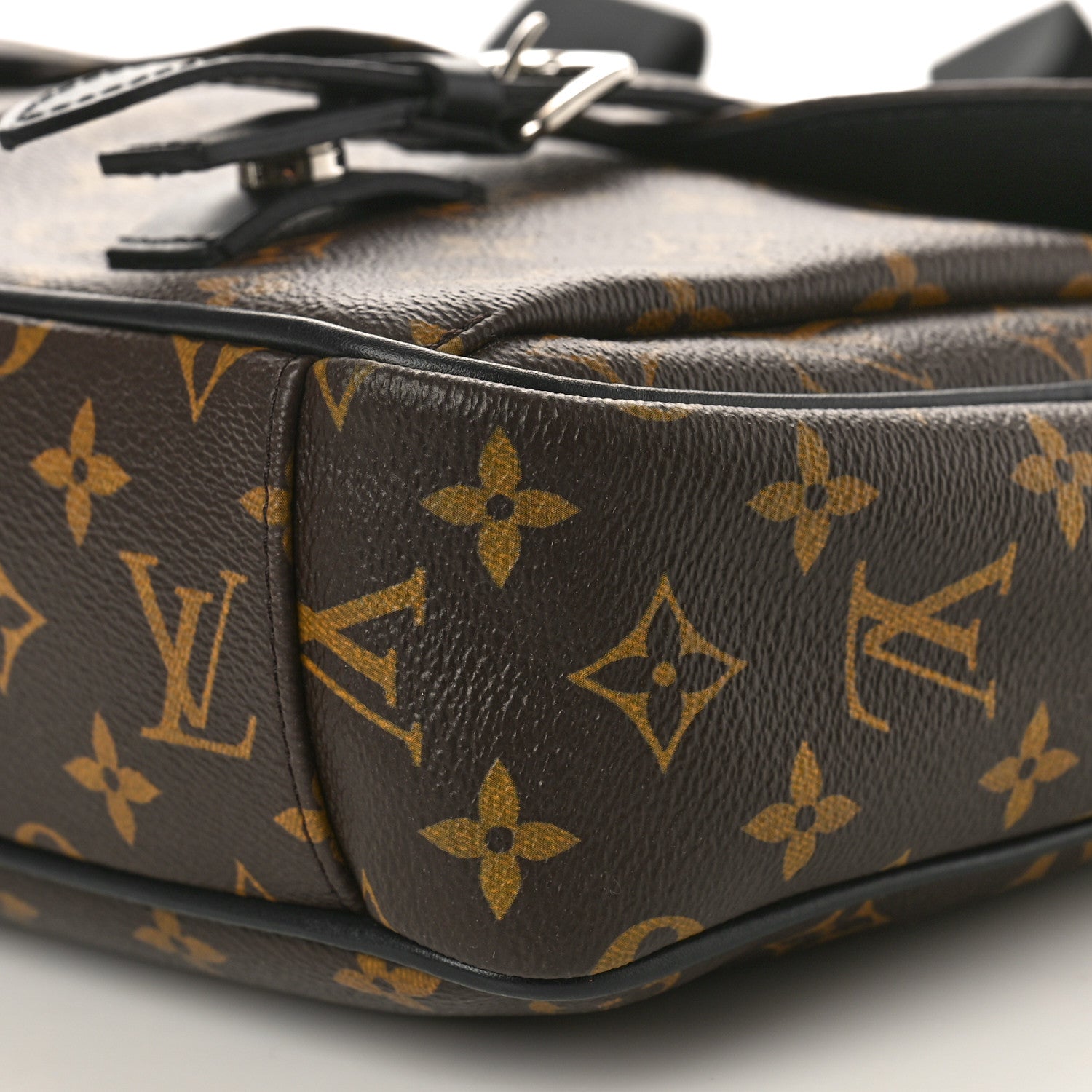 Louis Vuitton LOUIS VUITTON Monogram Macassar Christopher Messenger 9 of 9
