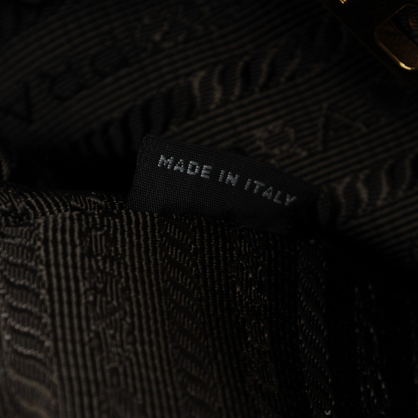 Saffiano Lux Large Tote Grafite