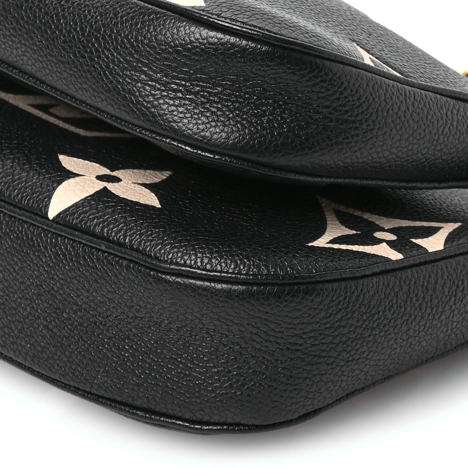 Louis Vuitton Empreinte Monogram Giant Multi Pochette Accessories Black Beige 9 of 9