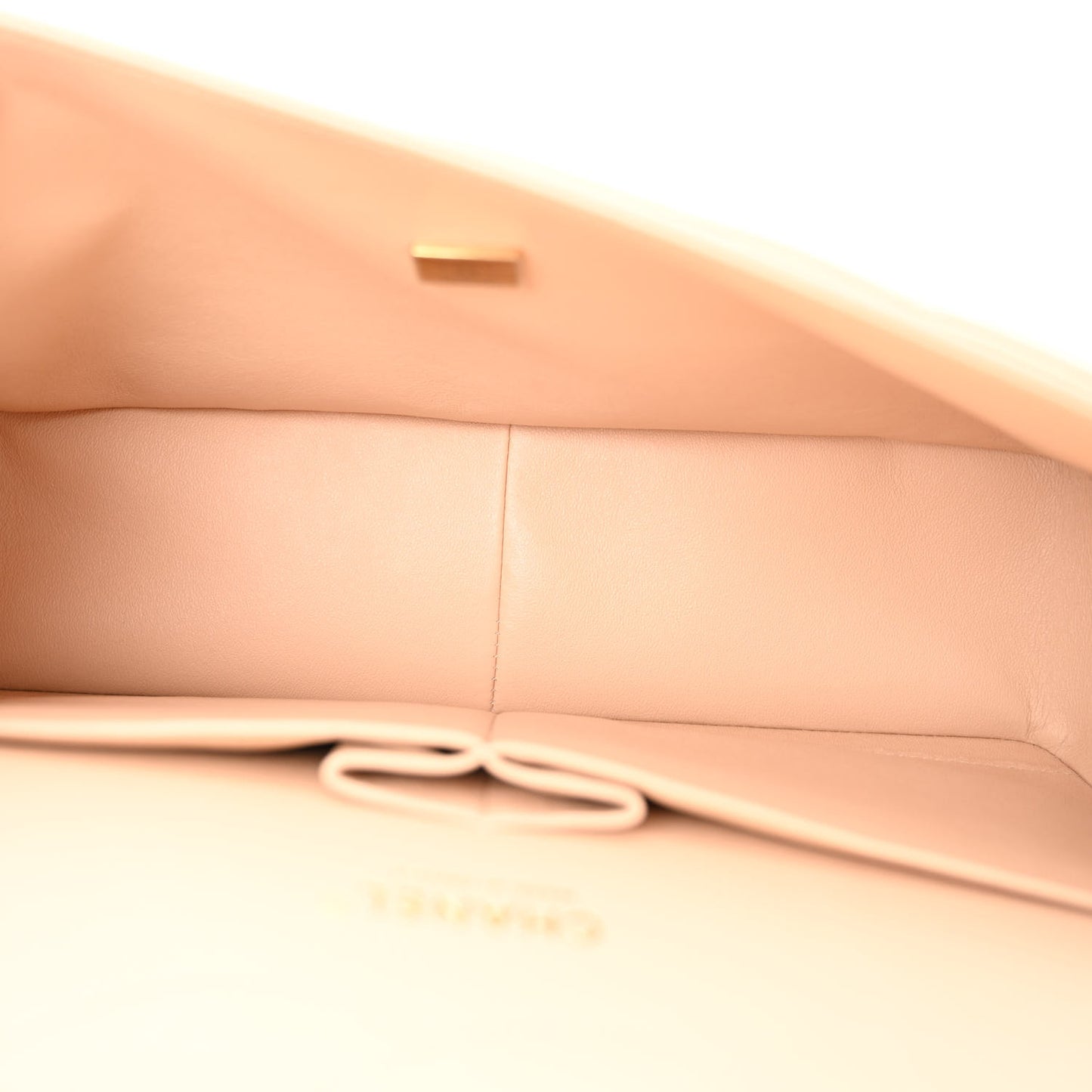 Caviar Quilted Jumbo Double Flap Beige Clair