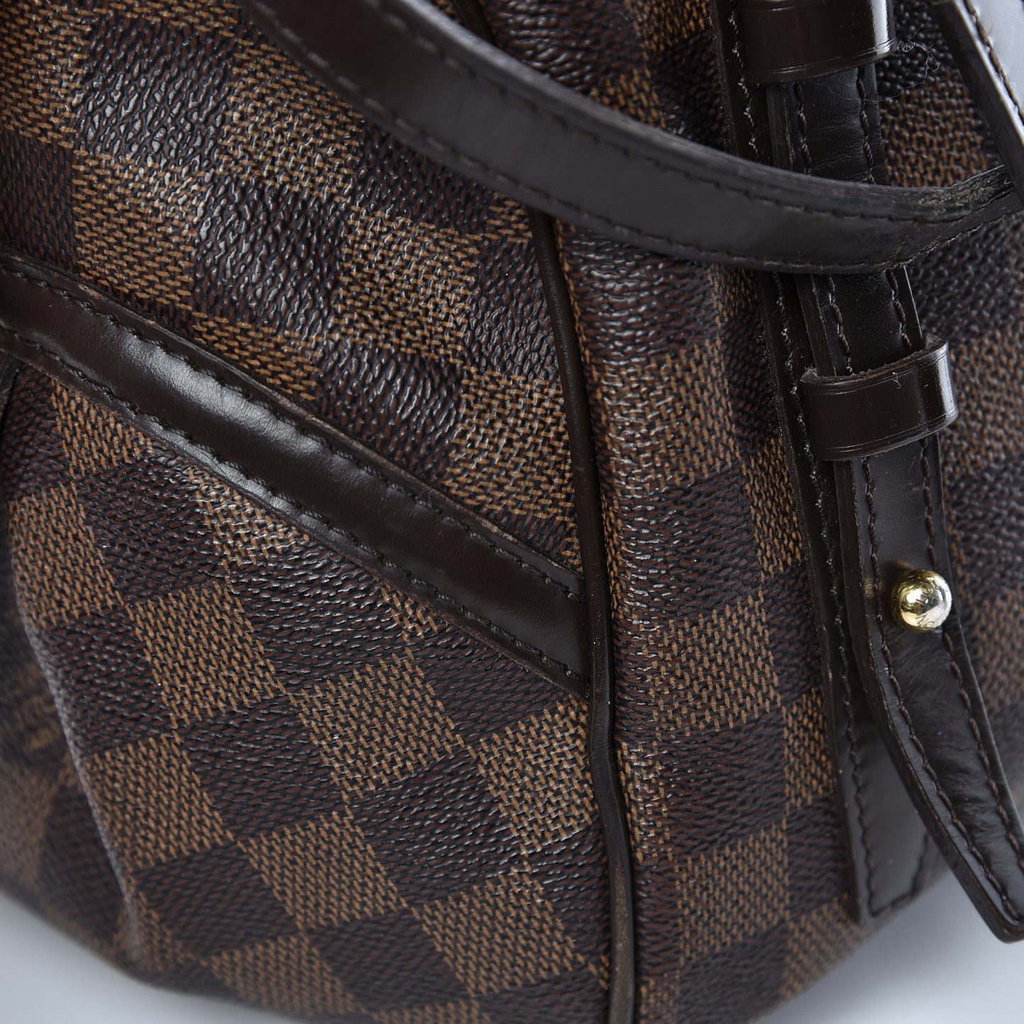 Damier Ebene Rivington GM