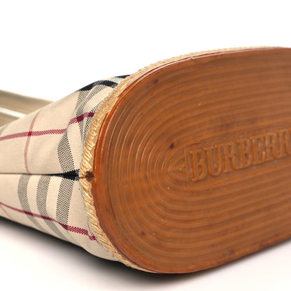 Burberry House Check Espadrille Bucket Bag Beige 8 of 13