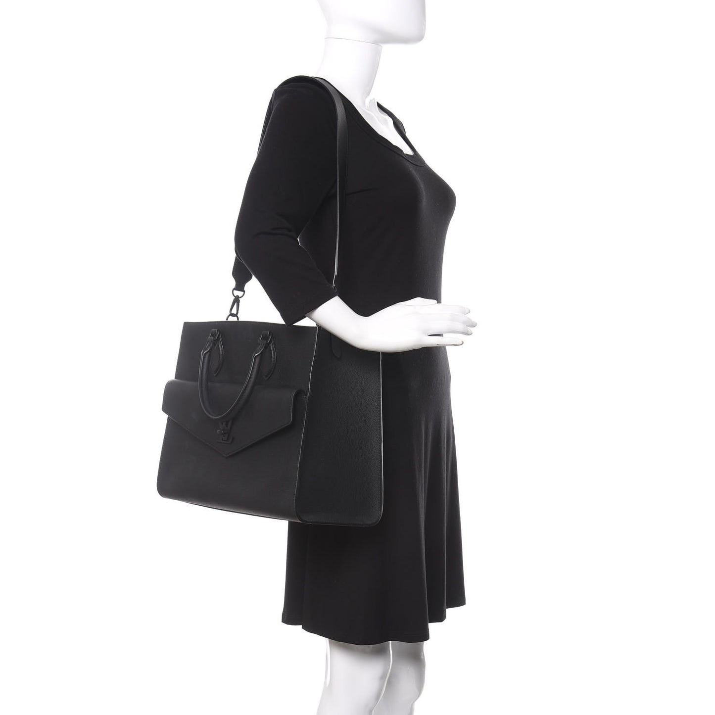 Soft Calfskin Lockme Tote MM Black