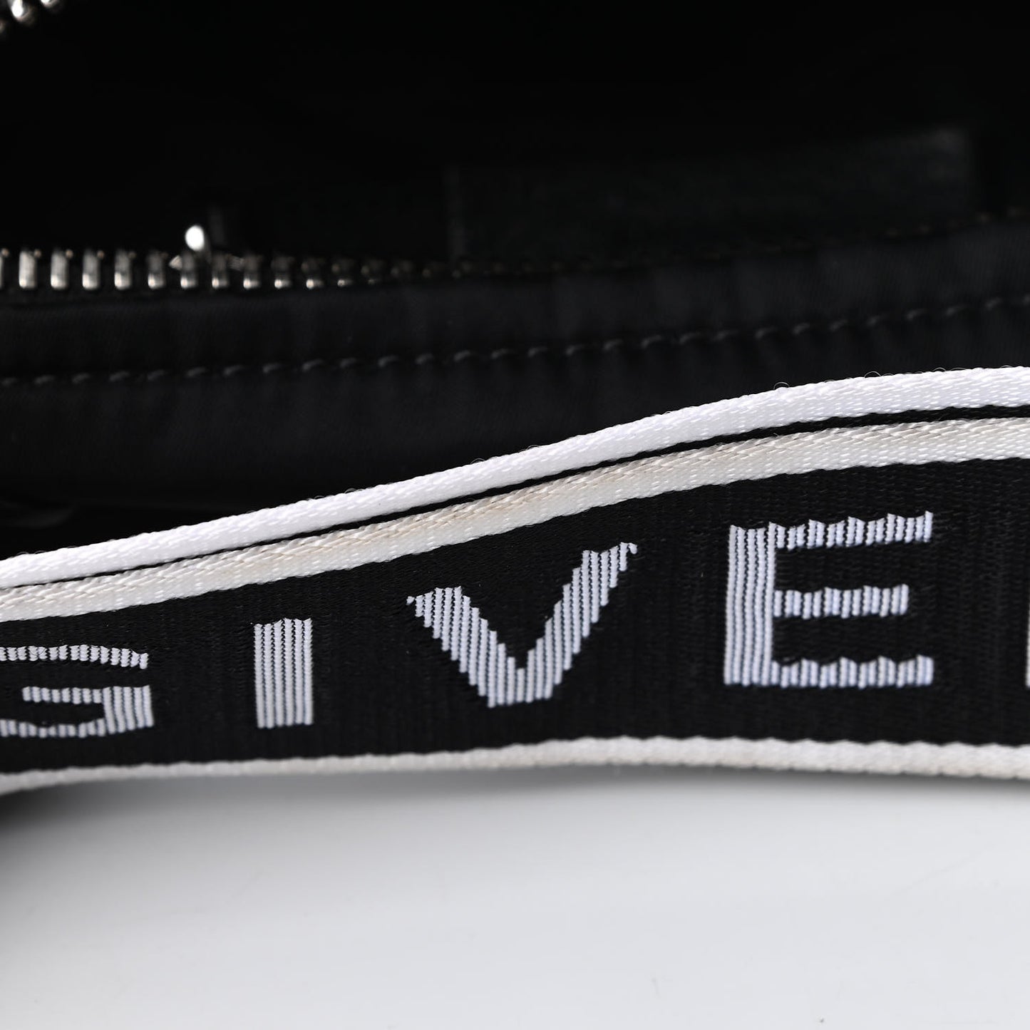 Nylon 4G Small Pandora Black