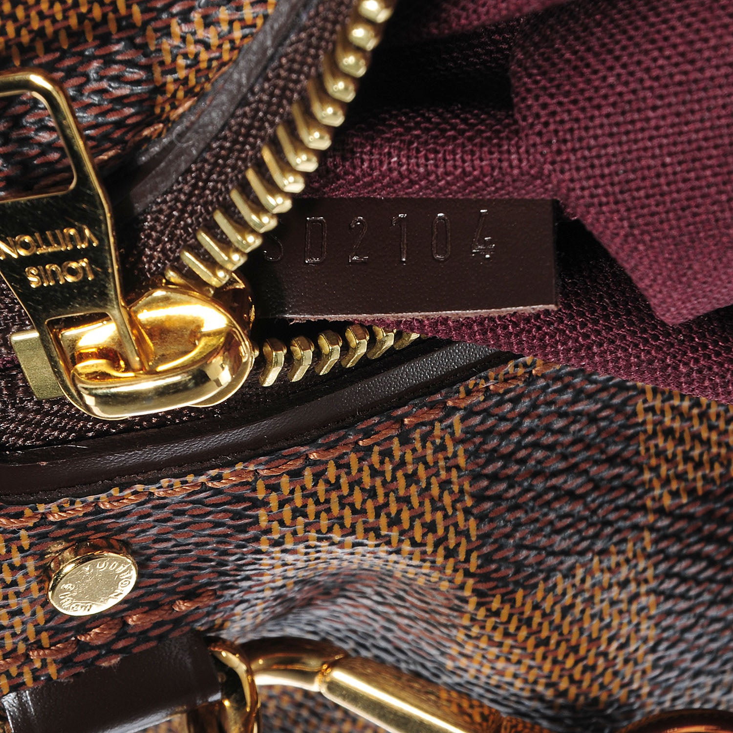 Louis Vuitton Damier Ebene Hoxton PM 8 of 8