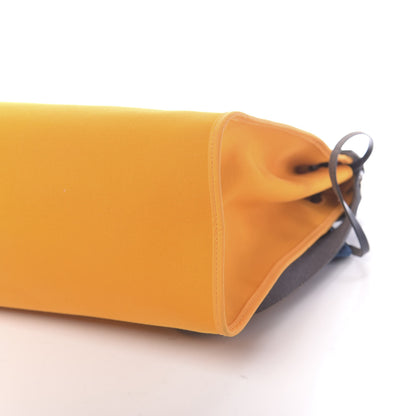 Hermes Vache Hunter Toile Herbag Zip 39 MM Jaune D'or Bleu Izmir Bleu Royale 13 of 19