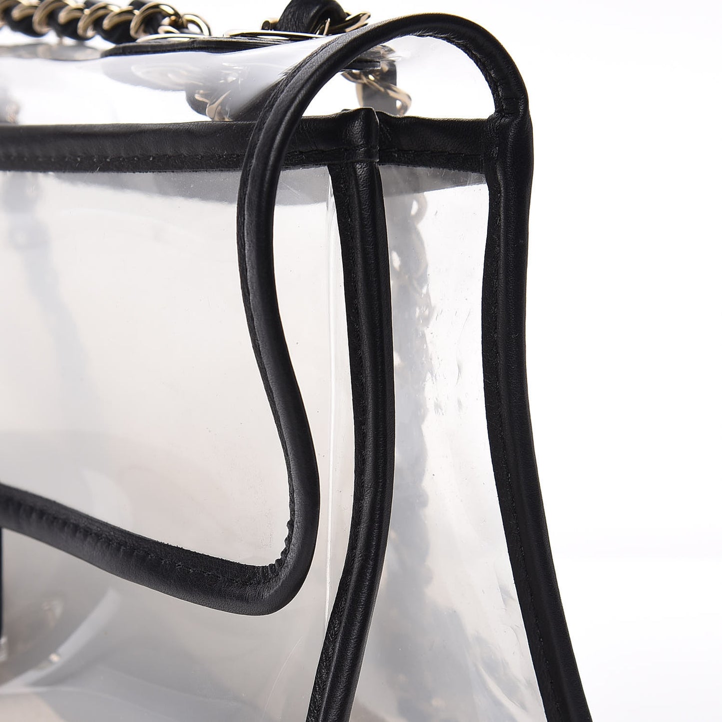 Lambskin PVC Medium Coco Sand Flap Black