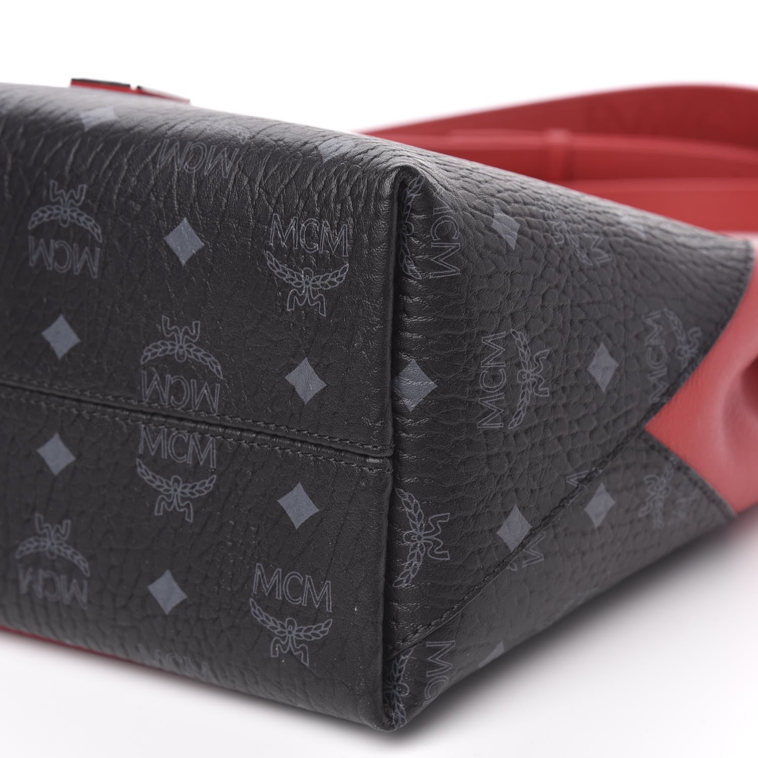 MCM Visetos Medium Klara Hobo Red Black 8 of 9