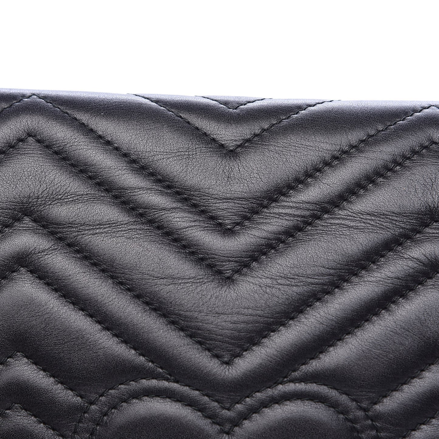 Calfskin Matelasse Medium GG Marmont Shoulder Bag Black