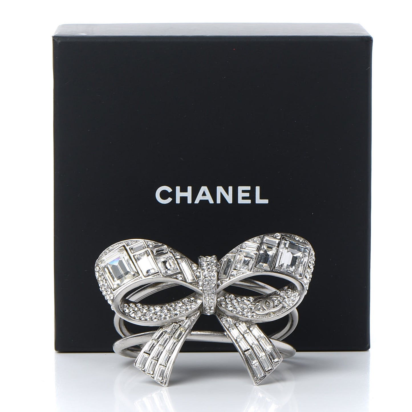 Baguette Crystal CC Bow Cuff Silver