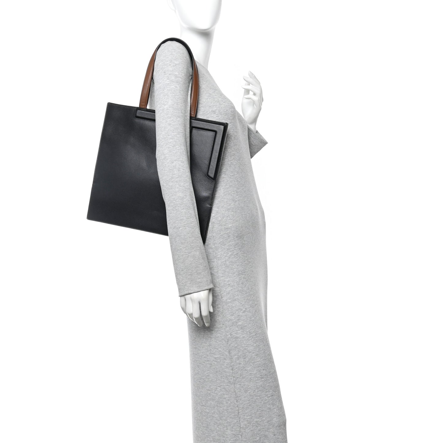Vitello Bellagio Medium Fendi Flip Cognac Black
