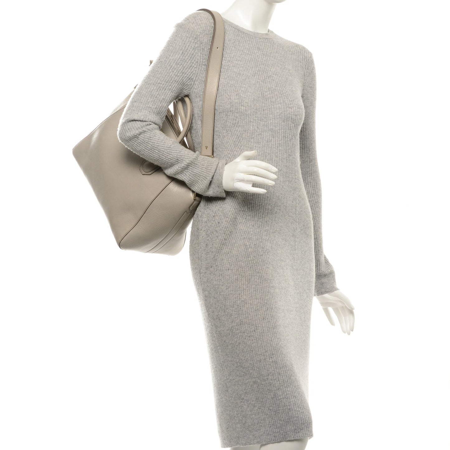 Smooth Calfskin Medium Antigona Grey