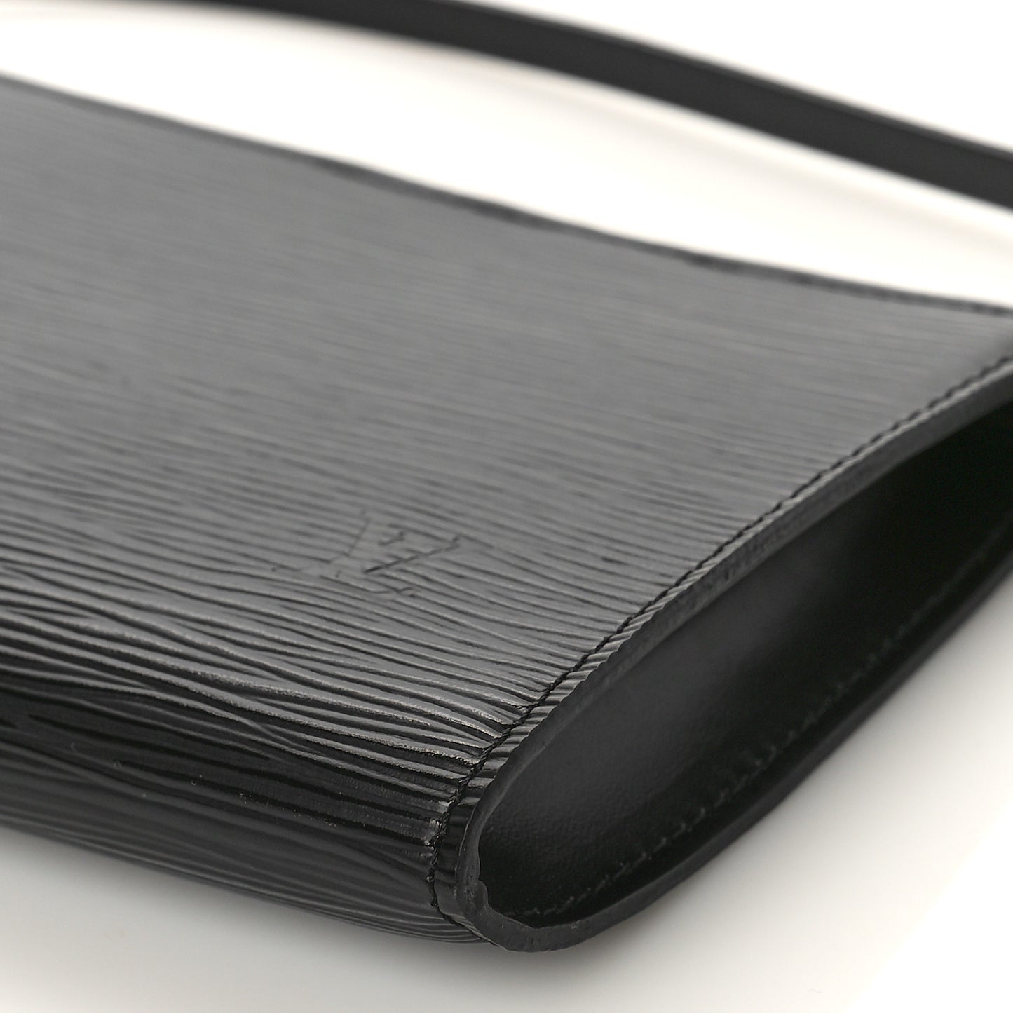 Epi Pochette Accessories 24 Black